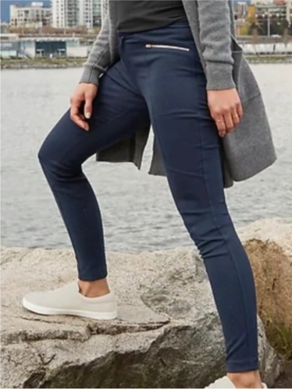 Athleta Ponte Moto Skinny Pants Leggings Navy Blue Women’s 12